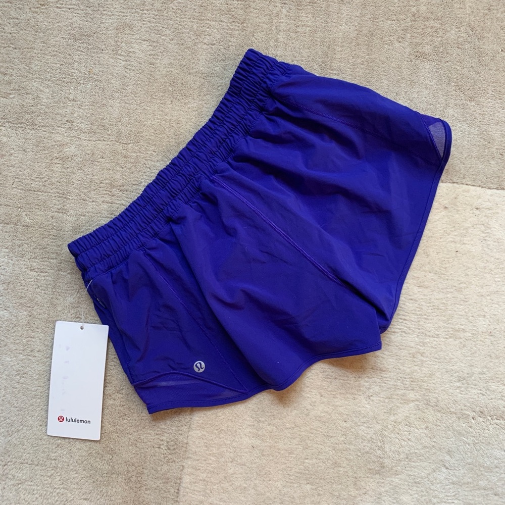 NWT💙Lululemon Hotty Hot Shorts 2.5” Mesh Running - Picture 6 of 8